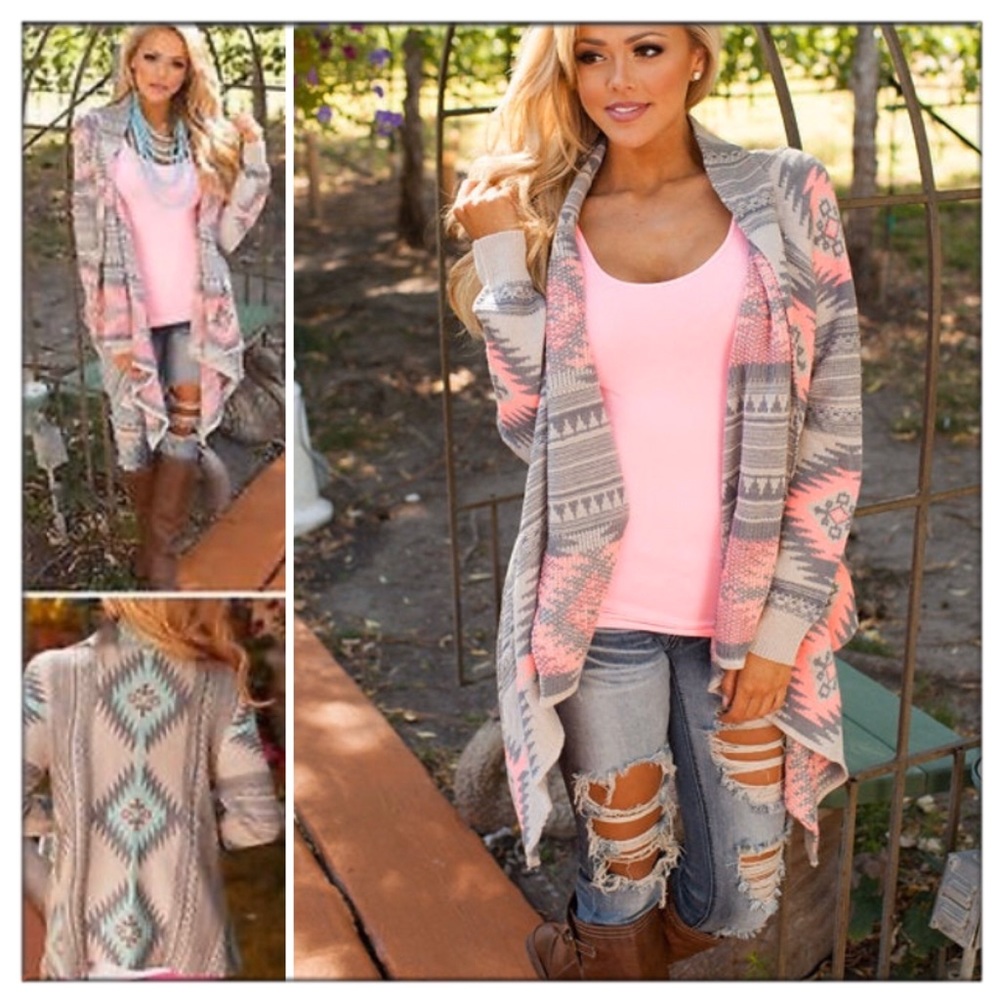SOLD❌Southwest sharkbite pastel cardigan/poncho - Picture 4 of 5